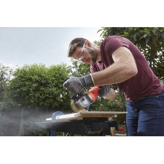Rebarbadora 710W 115mm refª BEG010 BLACK DECKER Rebarbadora 710W 115mm refª BEG010 BLACK DECKER