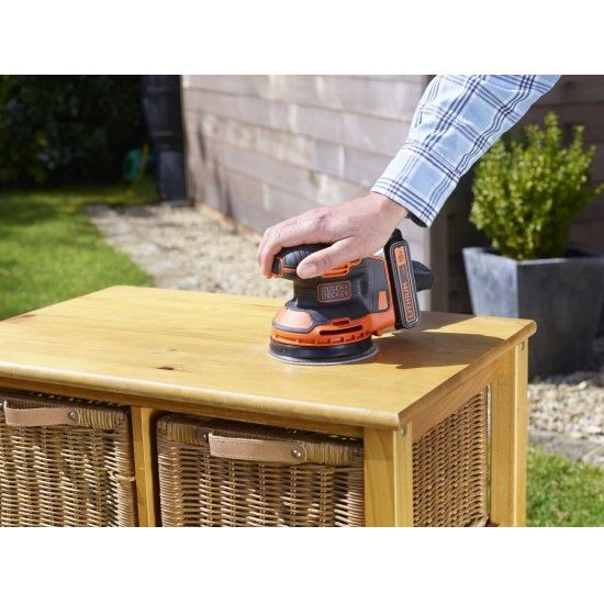 Lixadora Rotorbital 18V 1.5Ah Lítio refª BDCROS18 BLACK DECKER Lixadora Rotorbital 18V 1.5Ah Lítio refª BDCROS18 BLACK DECKER