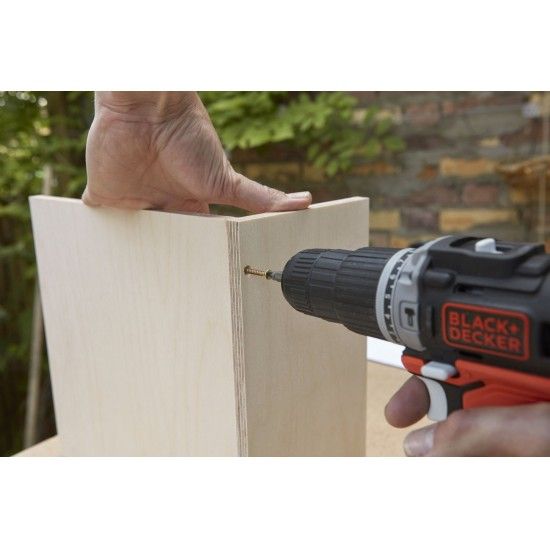 Aparafusadora com Percusso 12V 1,5Ah Litio ref BDCHD12S1 BLACK DECKER