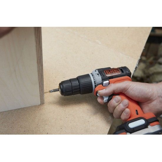 Aparafusadora com Percusso 12V 1,5Ah Litio ref BDCHD12S1 BLACK DECKER