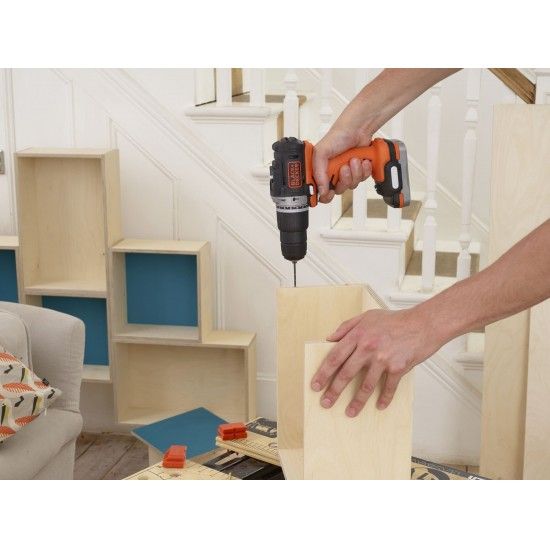 Aparafusadora com Percusso 12V 1,5Ah Litio ref BDCHD12S1 BLACK DECKER