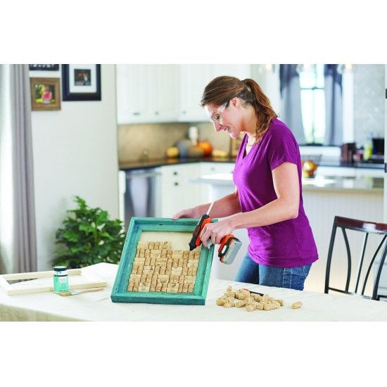 PISTOLA COLA QUENTE 12V SOLO BDCGG12N-XJ BLACK DECKER PISTOLA COLA QUENTE 12V SOLO BDCGG12N-XJ BLACK DECKER