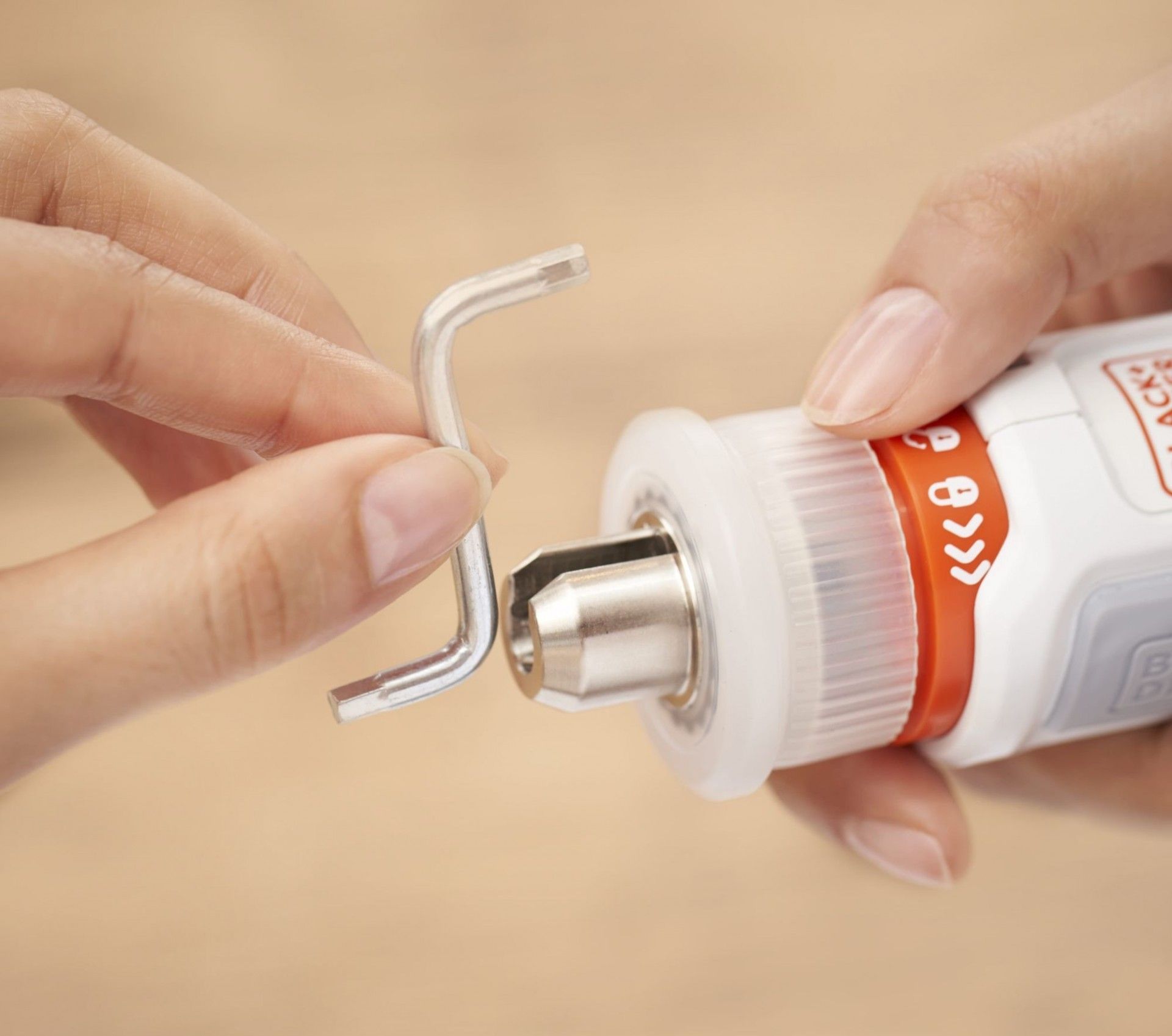 Aparafusadora HEXDRIVER? 3,6V refª BCRTA01 BLACK DECKER