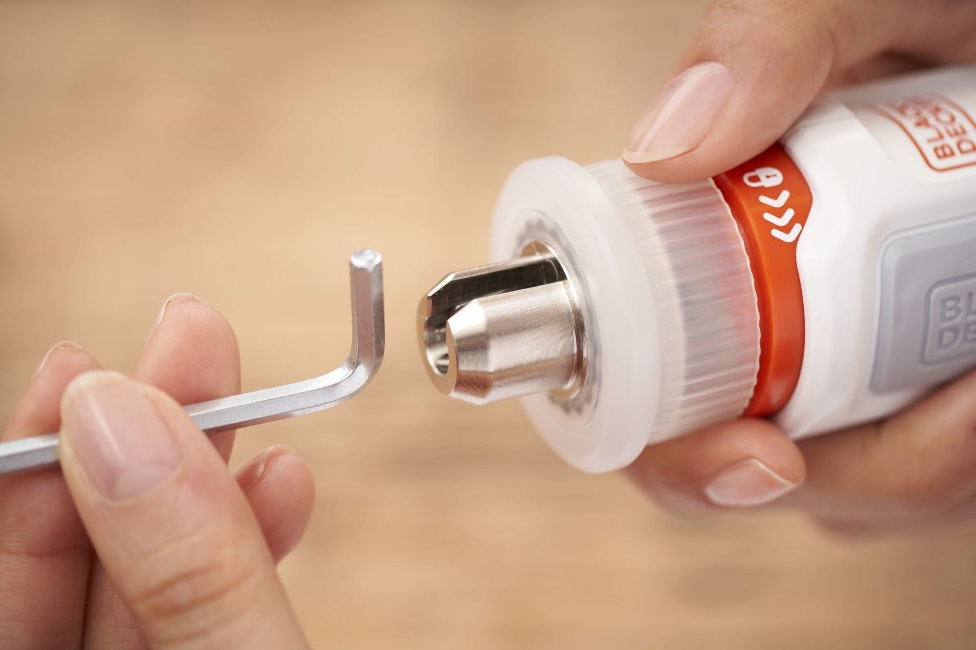 Aparafusadora HEXDRIVER? 3,6V refª BCRTA01 BLACK DECKER