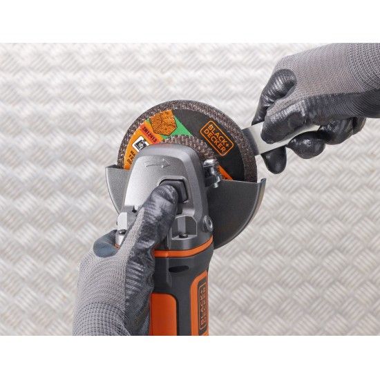 Rebarbadora 18V sem bateria/carregador ref BCG720N BLACK DECKER
