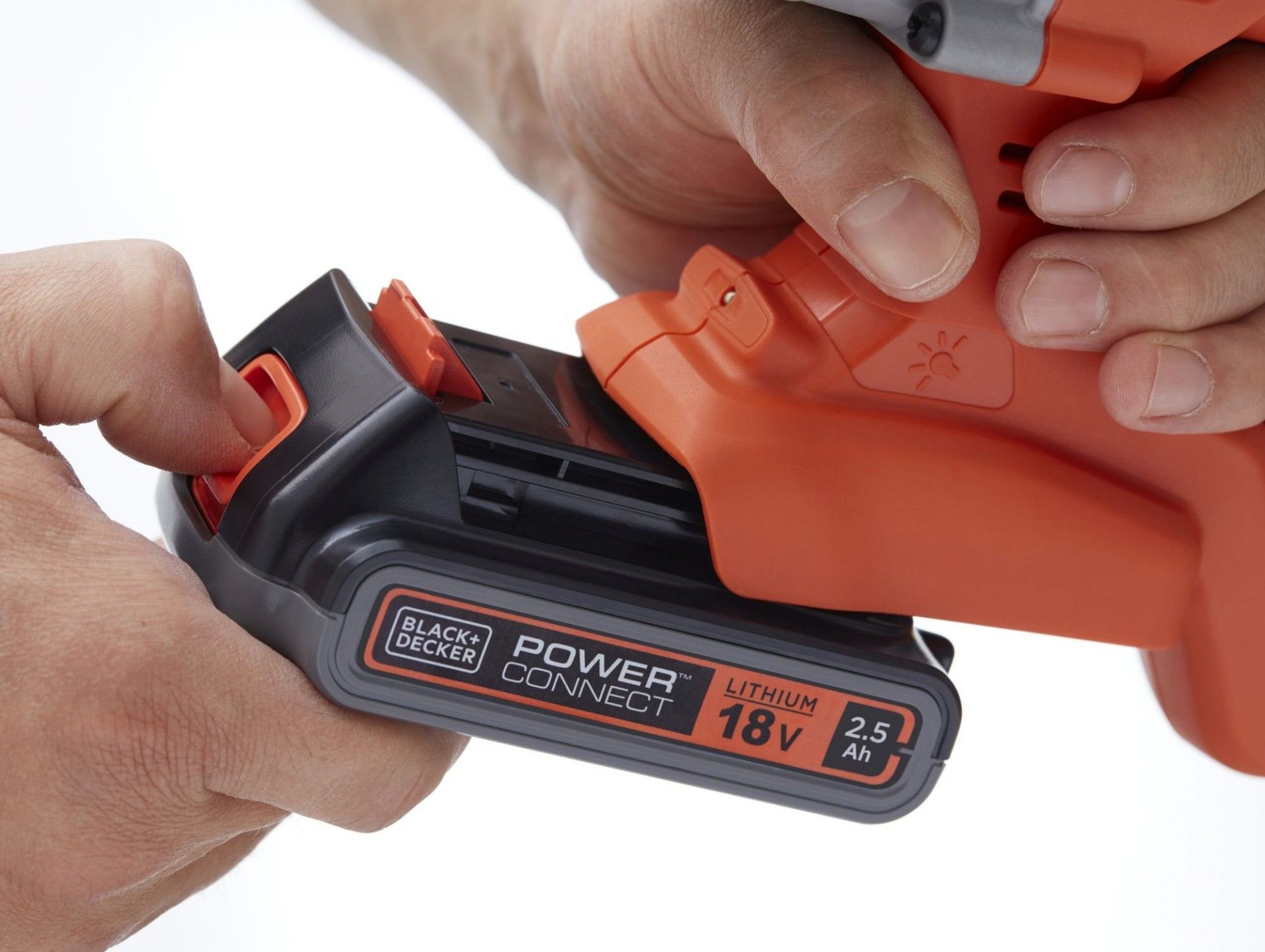 Martelo SDS-Plus 18V com 2 baterias 2,5Ah e mala refª BCD900E2K BLACK DECKER