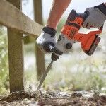 Martelo SDS-Plus 18V com 2 baterias 2,5Ah e mala ref� BCD900E2K BLACK DECKER