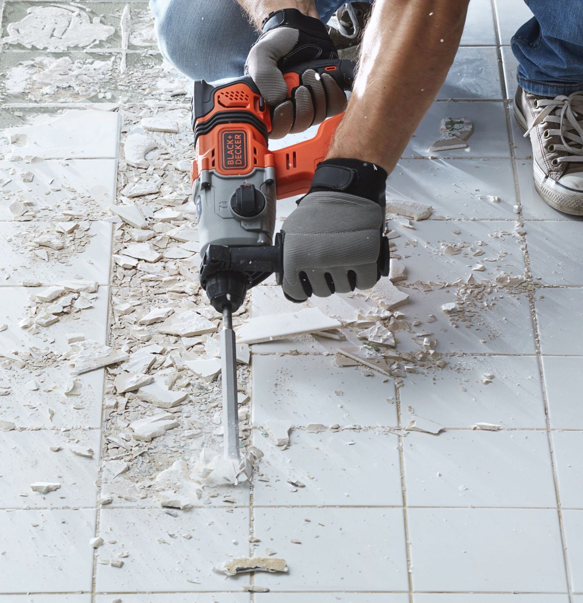 Martelo SDS-Plus 18V sem bateria refª BCD900B BLACK DECKER