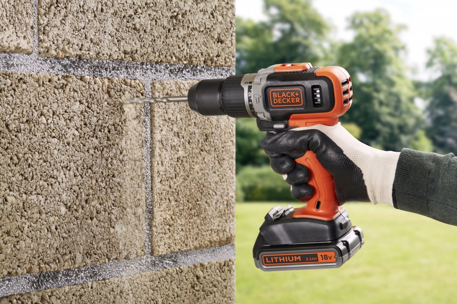 Aparafusadora c/percussão 1x4,0Ah + 1x2,0Ah refª BCD003MEM2K BLACK DECKER