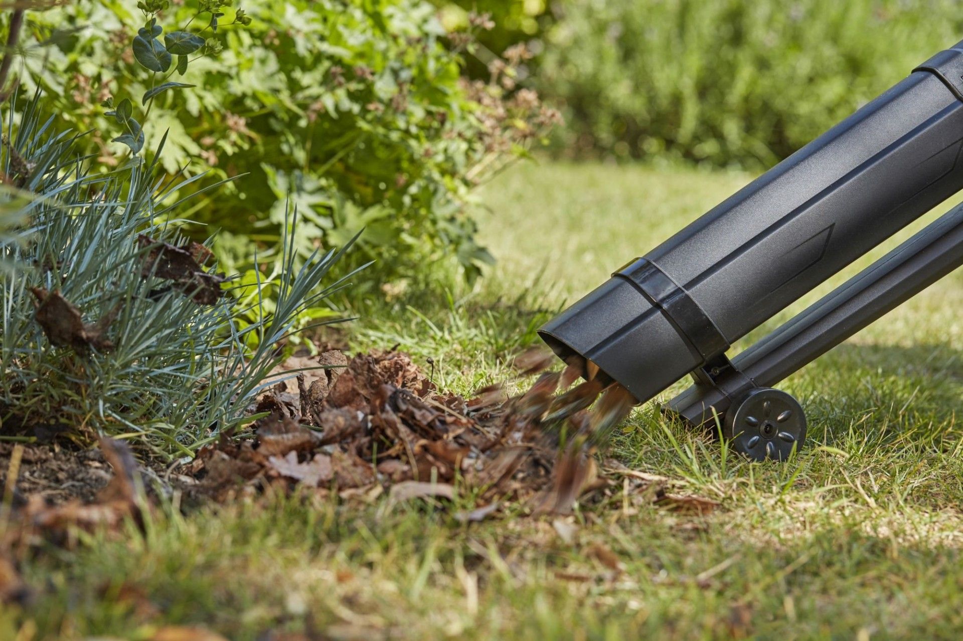 Soprador-aspirador-triturador 3 em 1 36V refª BCBLV3625L1 BLACK DECKER