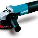 Rebarbadora 115M 840W SAR refª 9557HNR MAKITA Rebarbadora 115M 840W SAR refª 9557HNR MAKITA