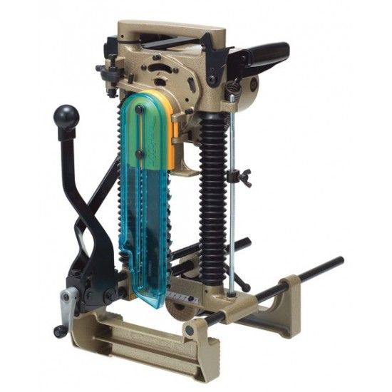 Entalhadeira de corrente 1.140W 7104L Makita