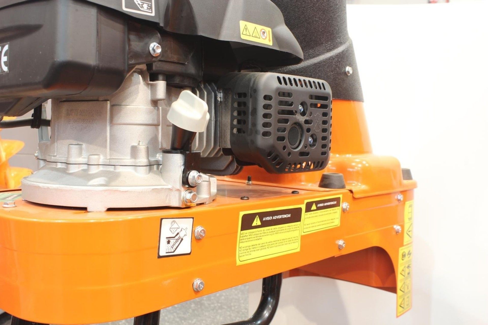 Triturador de Jardim - MGD - 5Hp 50mm Gasolina refª 69355 MADER