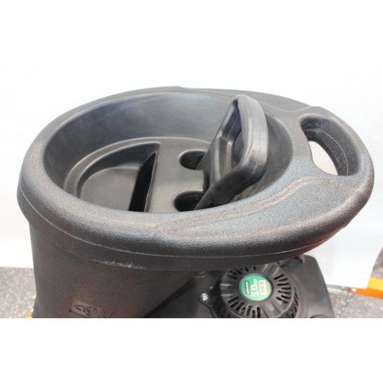 Triturador de Jardim - MGD - 5Hp 50mm Gasolina refª 69355 MADER Triturador de Jardim - MGD - 5Hp 50mm Gasolina refª 69355 MADER