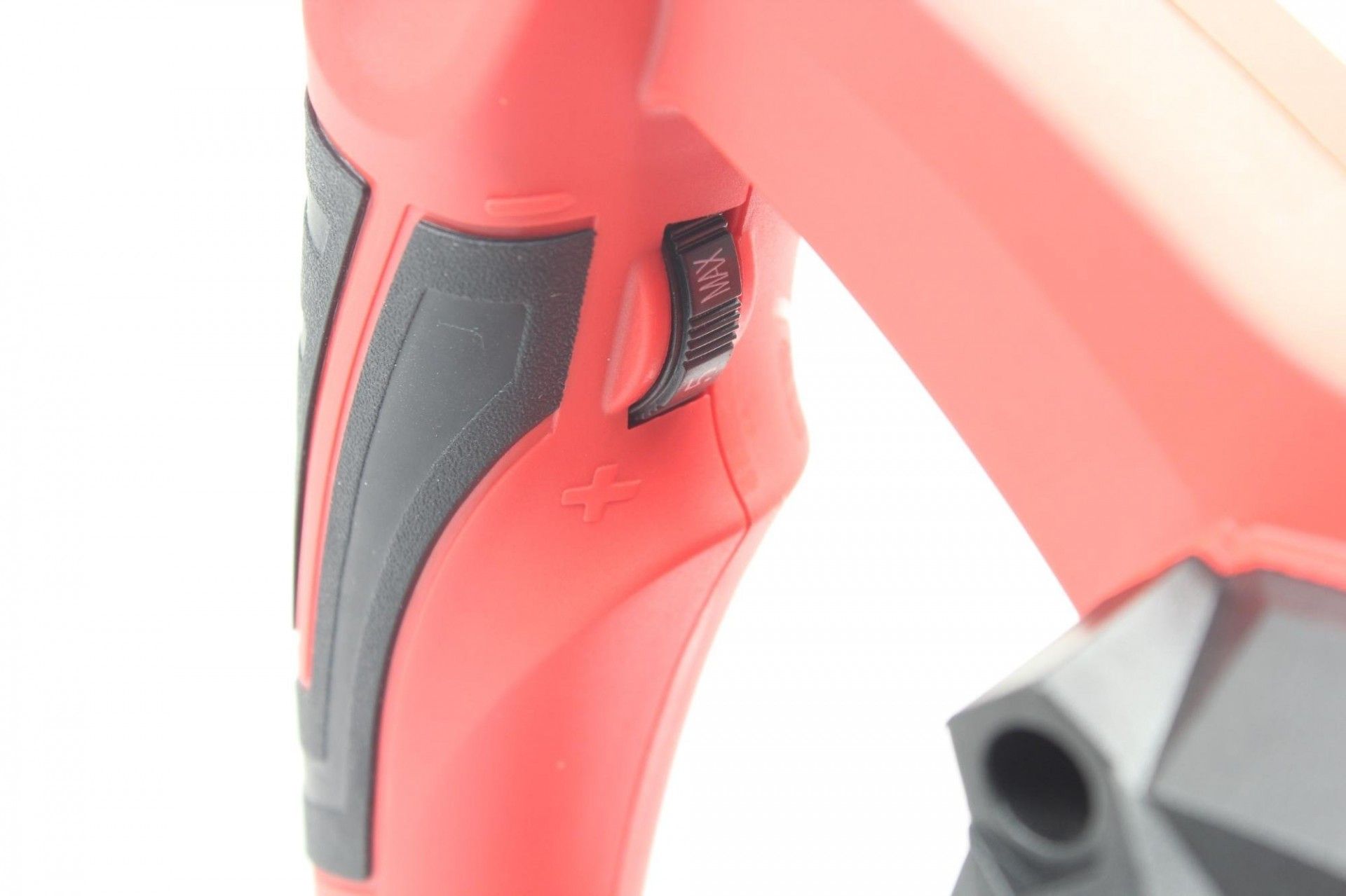 Misturador Elétrico, 1200W, 850RPM refª 63180 MADER