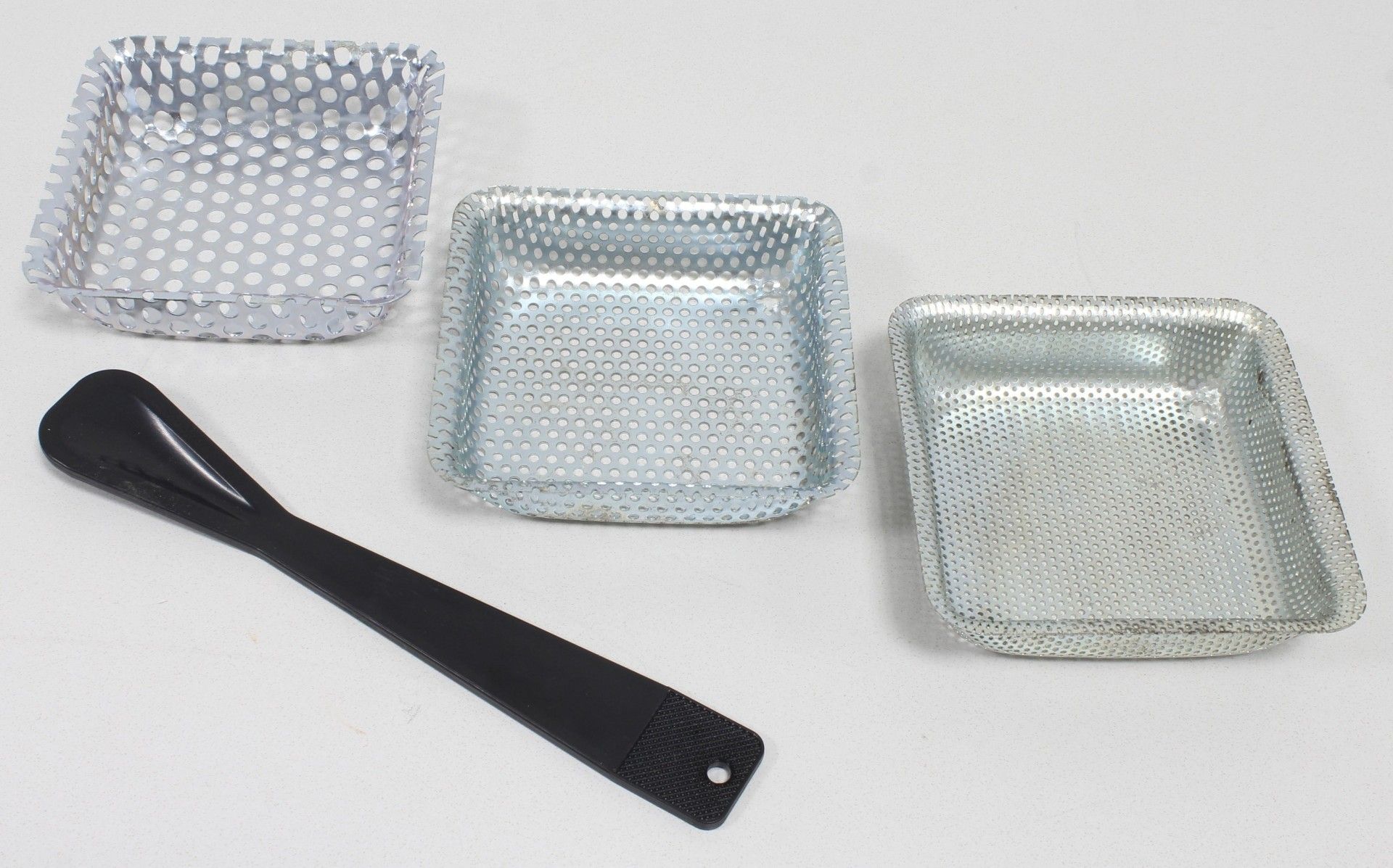 Moinho de Cereais, 1100W refª 48440 SAURIUM