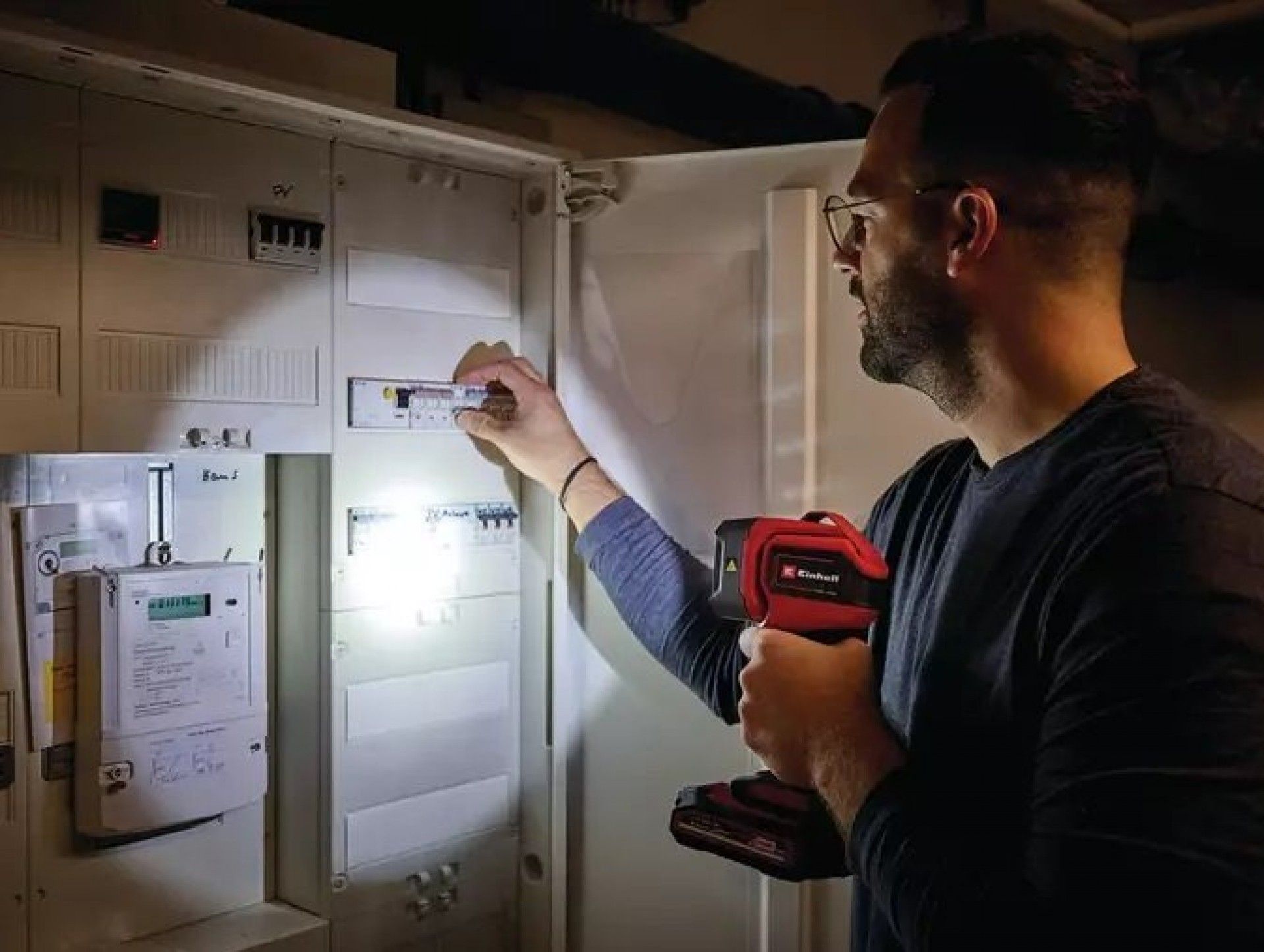 Lanterna a bateria TC-CL 18/350 Li-Solo refª 4514175 EINHELL