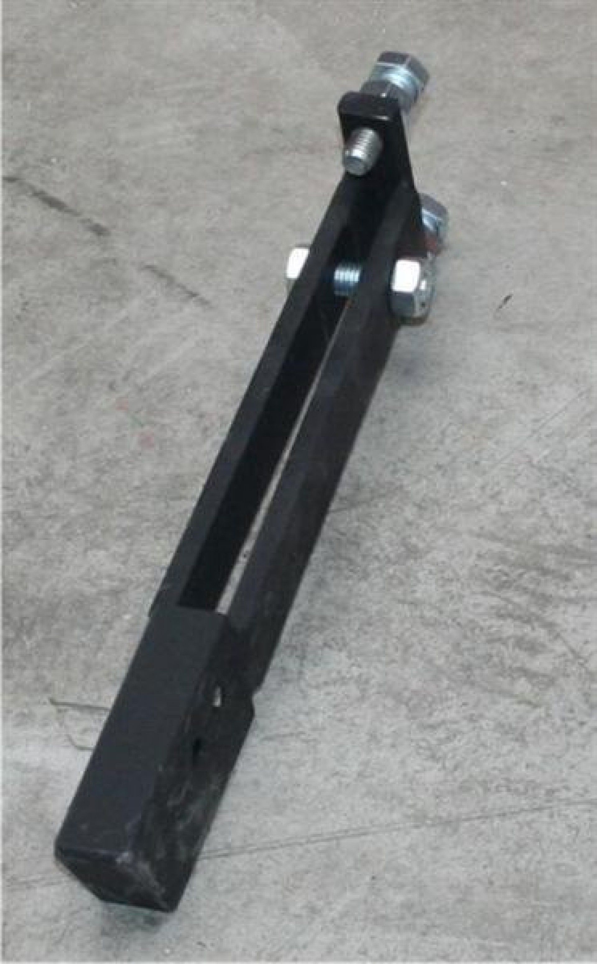 Adaptador - Abre Regos Regulável Tb 5 refª 28361 MADER