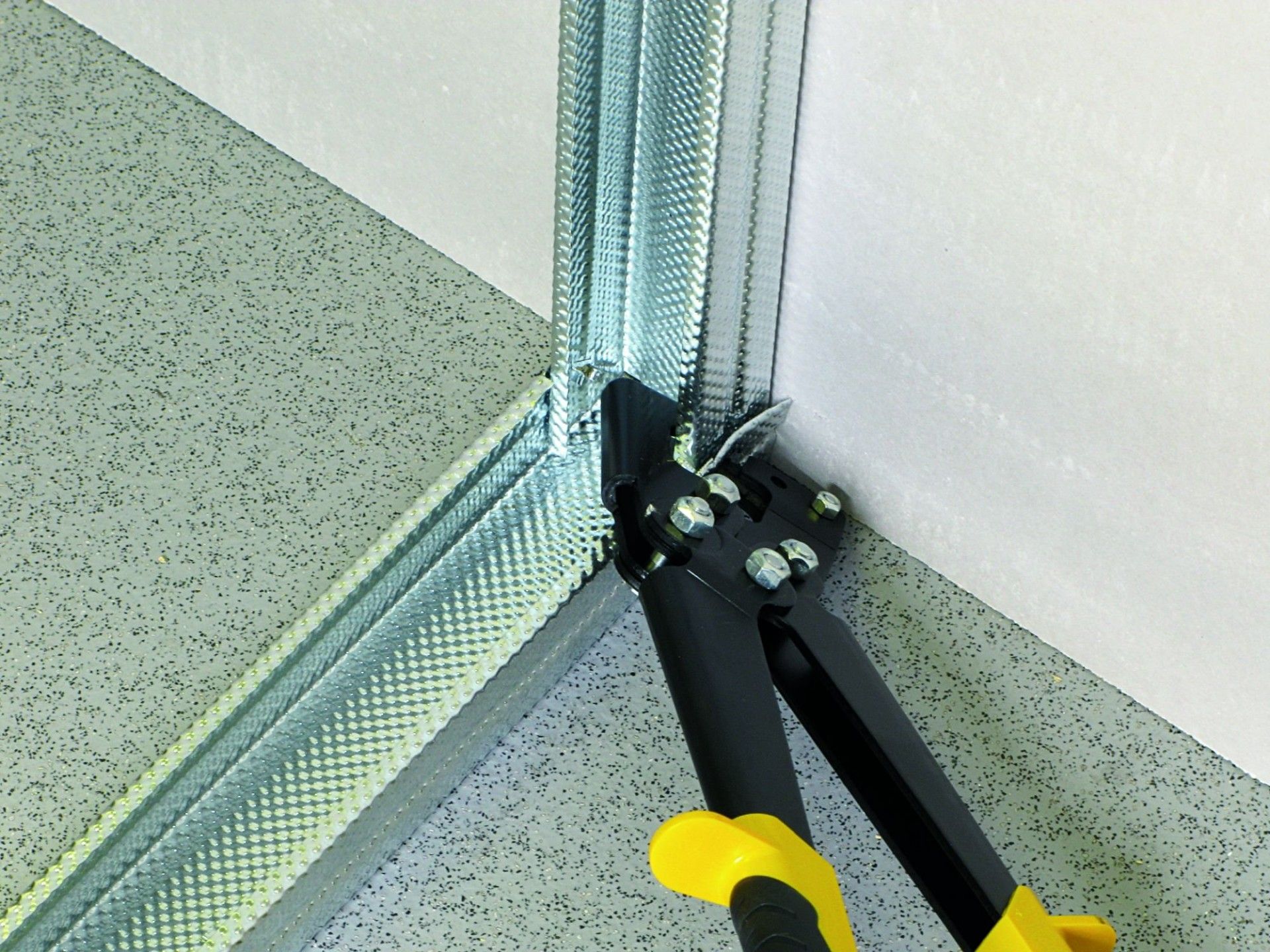 Alicate perfuração de perfis refª 15-273 STANLEY