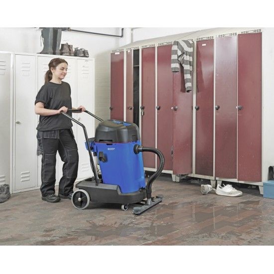 Aspirador MAXXI II 55-2WD refª 107405167 Nilfisk Aspirador MAXXI II 55-2WD refª 107405167 Nilfisk