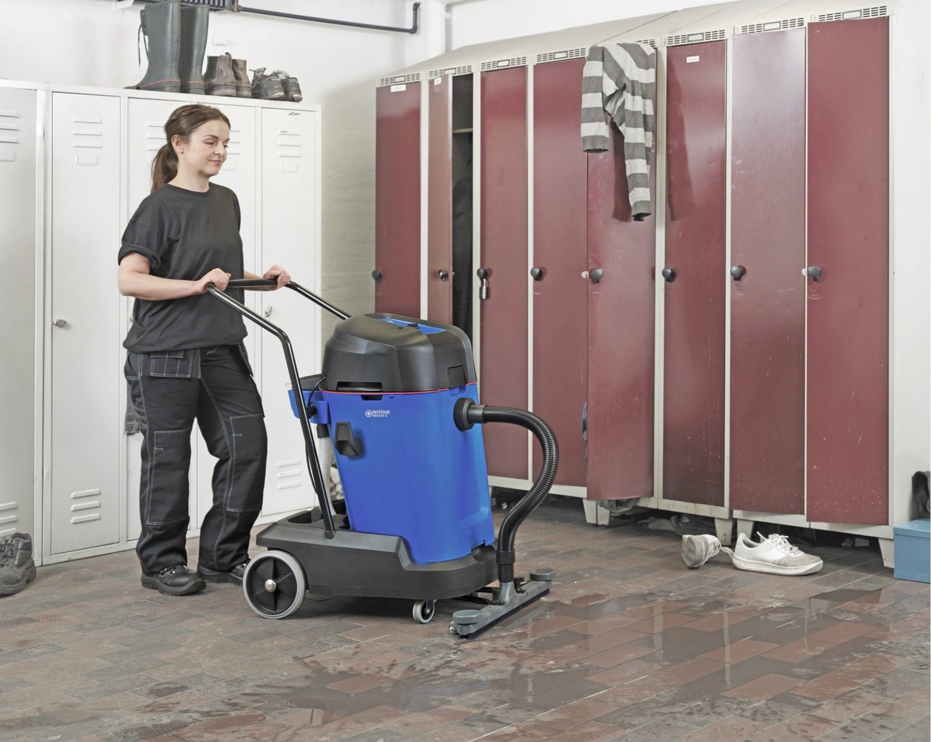 Aspirador MAXXI II 55-2WD refª 107405167 Nilfisk