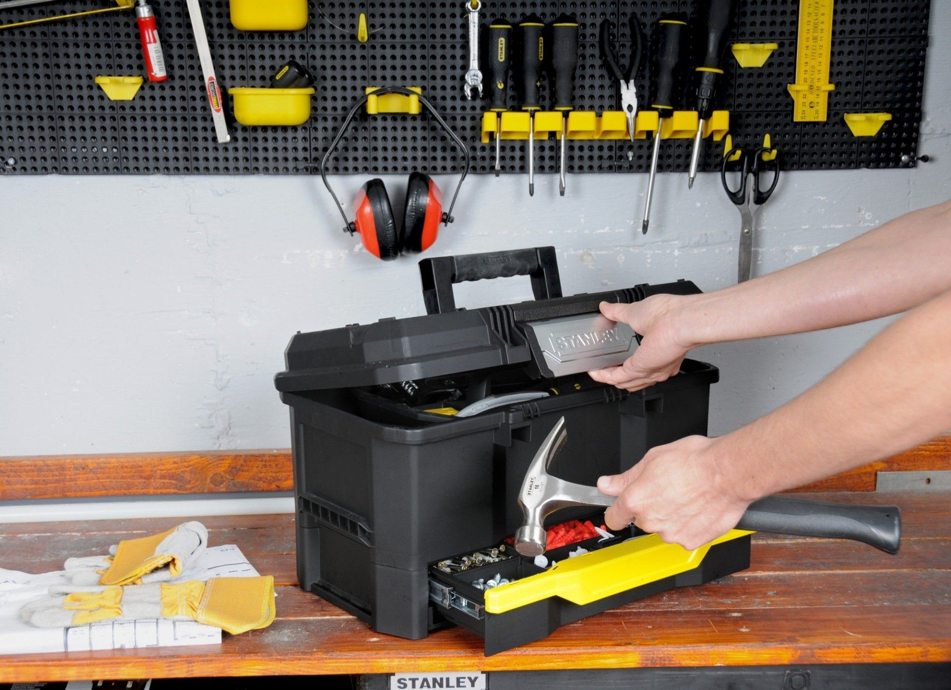 MALA C/Gaveta 1-70-316 STANLEY