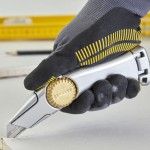 Faca TITAN FB refª 1-10-550 STANLEY Faca TITAN FB refª 1-10-550 STANLEY