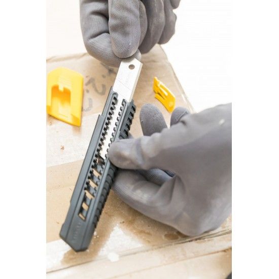 X-acto SM 9 mm ref� 1-10-150 STANLEY