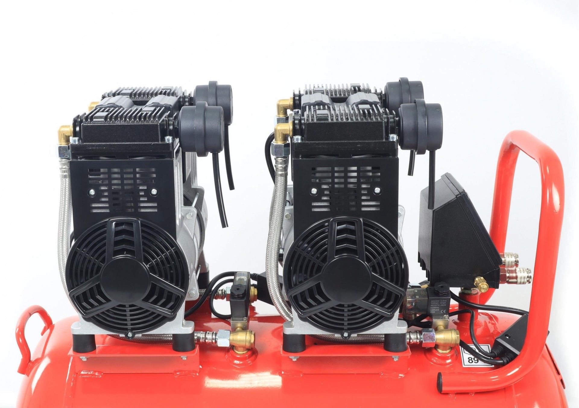 Compressor de Ar, Monobloco, 100L, 6HP, 4 Cabeças - 2 Motores, LCD refª 09389 MADER