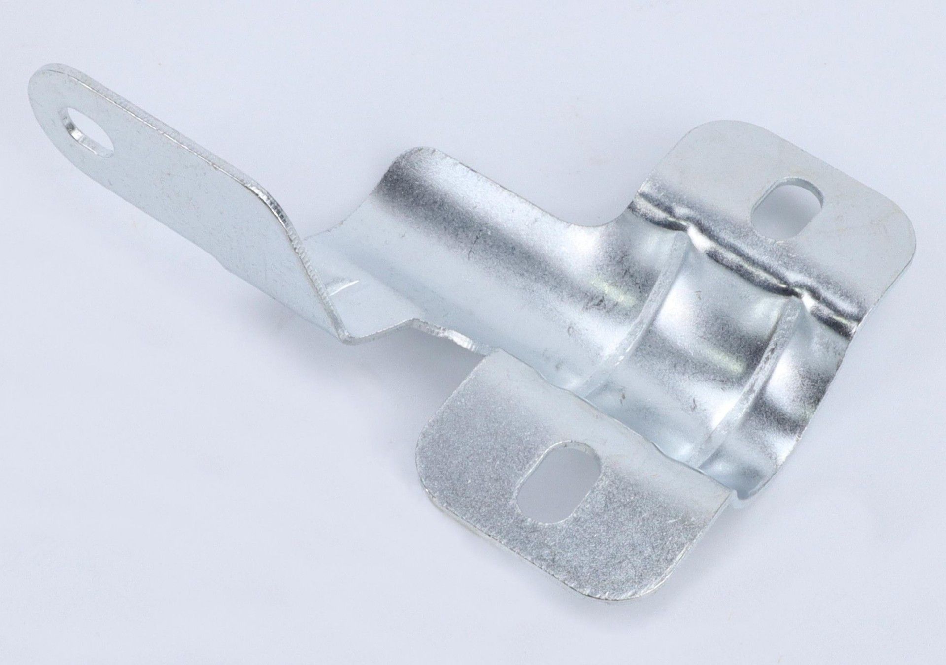 Abraçadeira para Resguardo de Roçadora, Tubo 26-28mm refª 03735 MADER