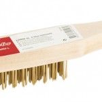 Escova a�o c/ cabo madeira MacFer EAMM-4L 4 filas latonada ref� 025.0025 MACFER