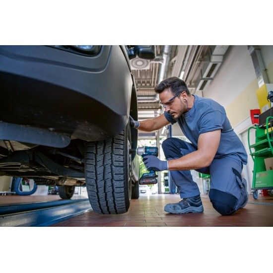 Aparafusadora impacto Bosch  GDS 18V-450 HC + 2 baterias 5.0Ah + carregador e mala 06019K4003