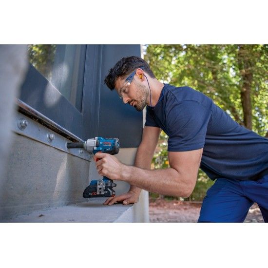 Aparafusadora impacto Bosch  GDS 18V-450 HC + 2 baterias 5.0Ah + carregador e mala 06019K4003