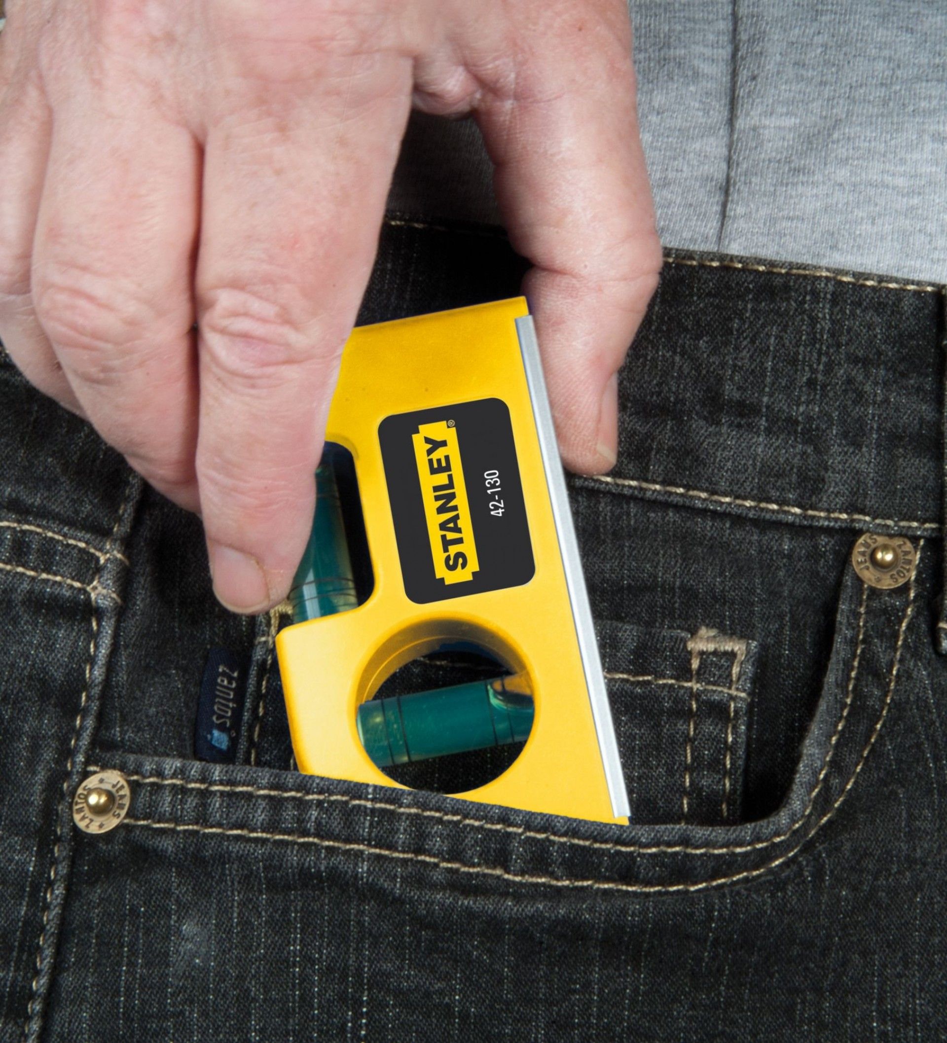 NIVEL BOLSO 0-42-130 STANLEY