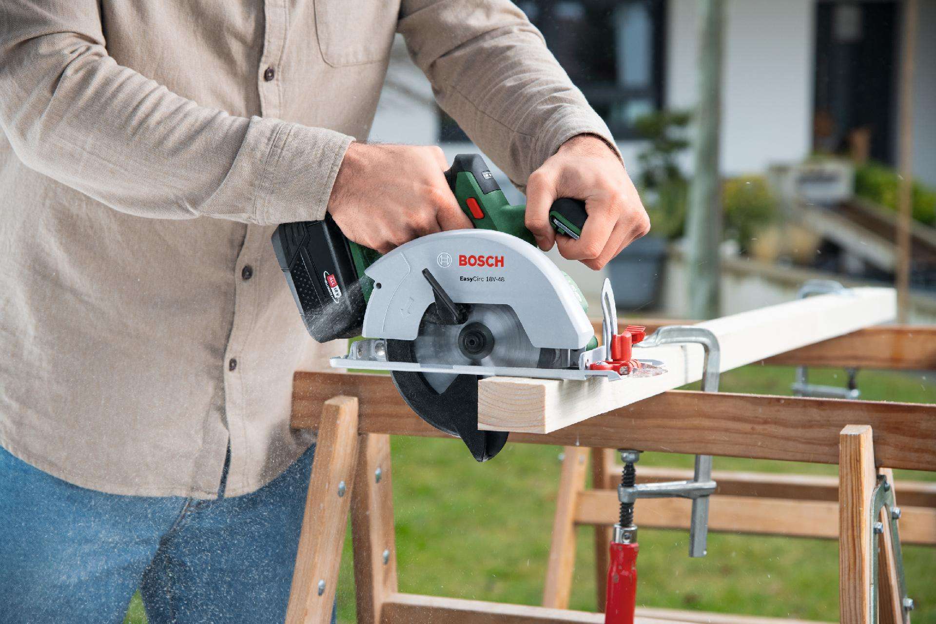 Serra circular a bateria EasyCirc 18V-48 refª 06033B1500 BOSCH