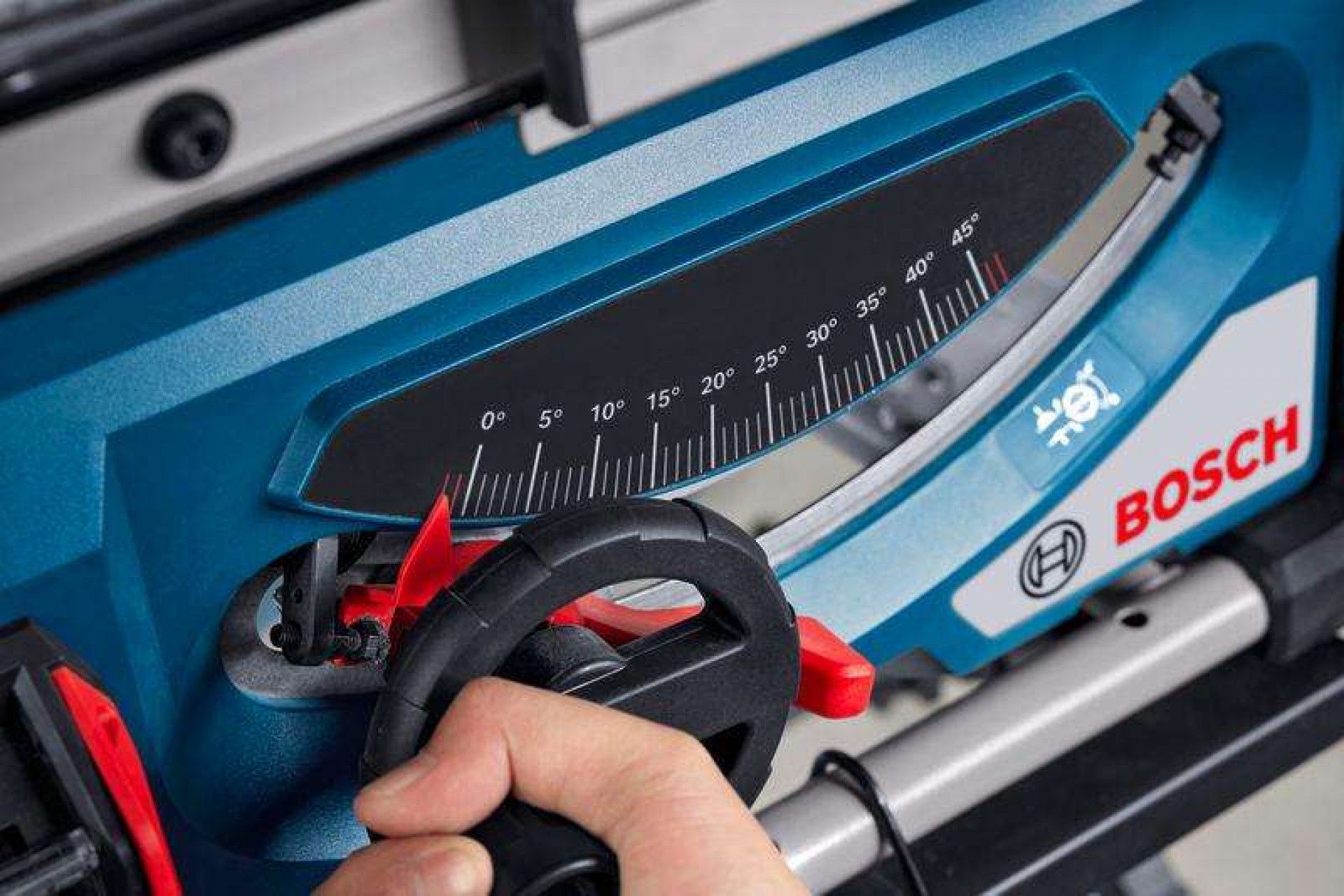 Serra mesa a bateria GTS 18V-70 Professional refª 0601B44100 BOSCH