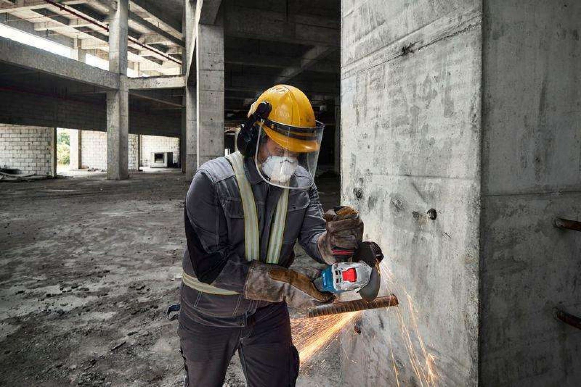 Mini-rebarbadora a bateriaGWX 18V-11 S (125 mm) Professional refª 06019N4200 BOSCH