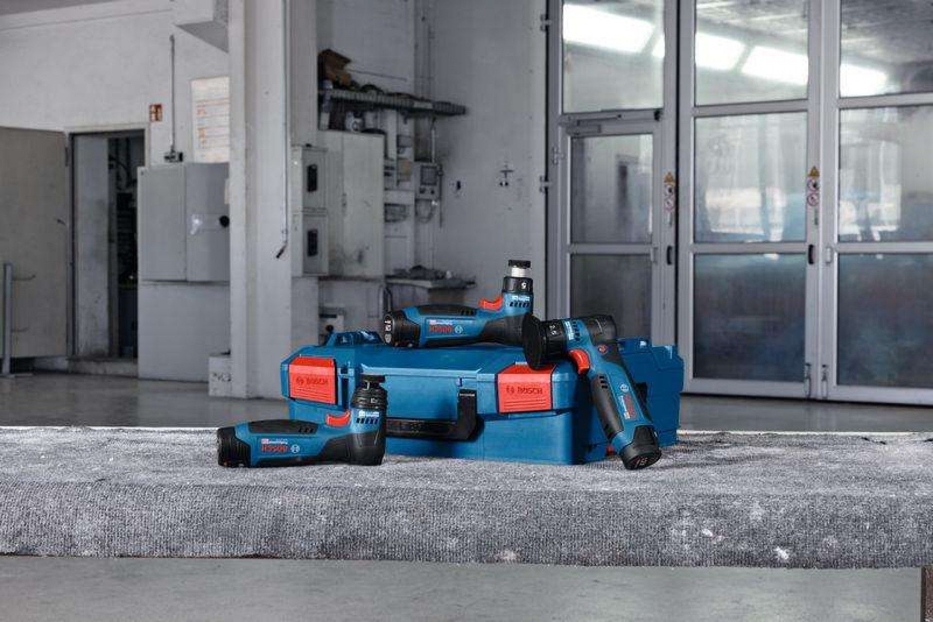 Lixadora sem fio GEX 12V-32 Professional refª 06019L2000 BOSCH