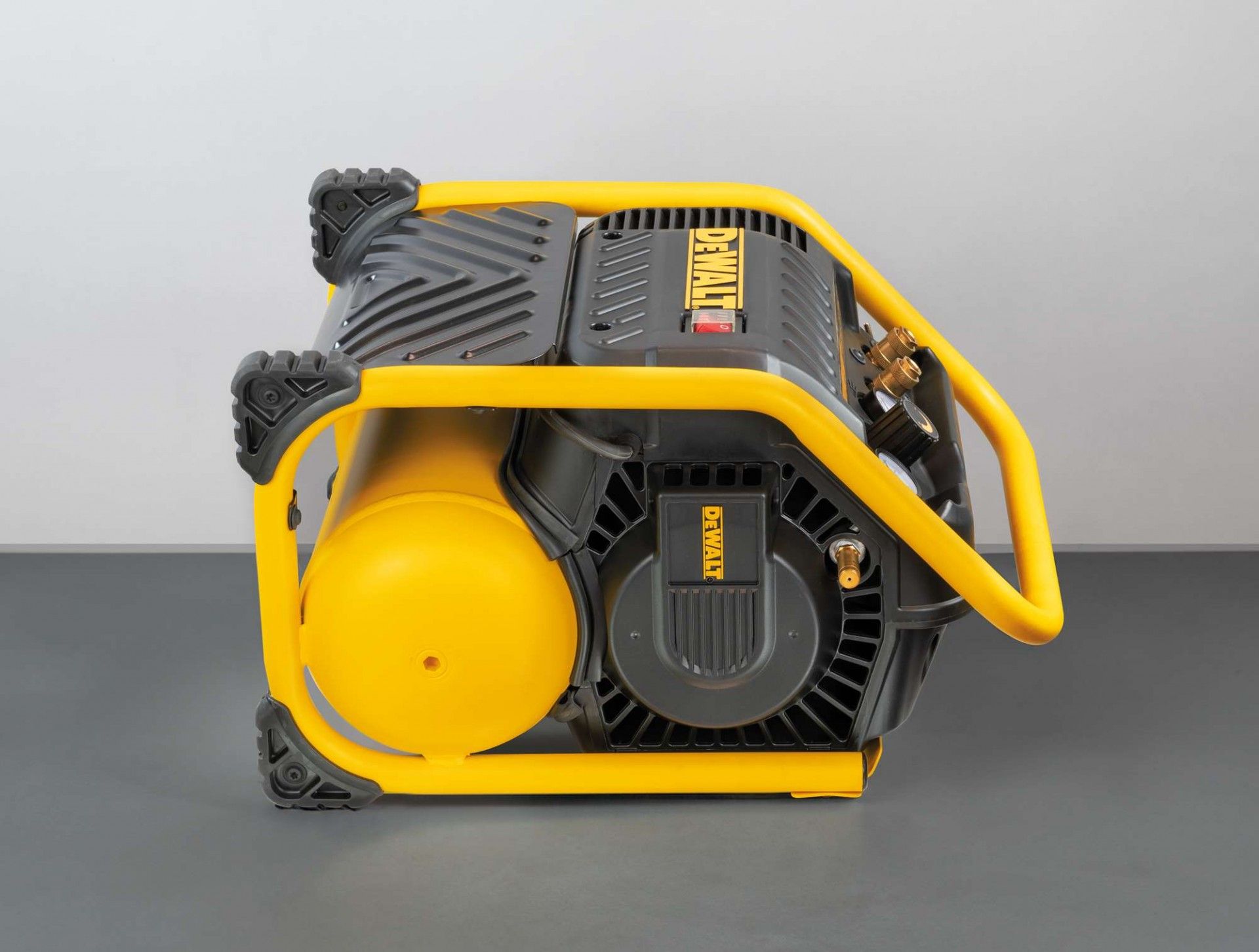 Compressor de 10L super silencioso refª DPC10QTC-QS DEWALT