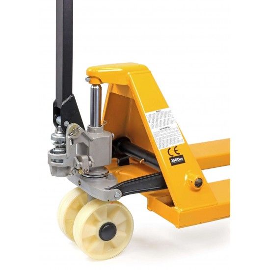 Porta-Paletes Hidráulico, 2.5Ton, 540mm, Roda Nylon refª 65299 MADER Porta-Paletes Hidráulico, 2.5Ton, 540mm, Roda Nylon refª 65299 MADER