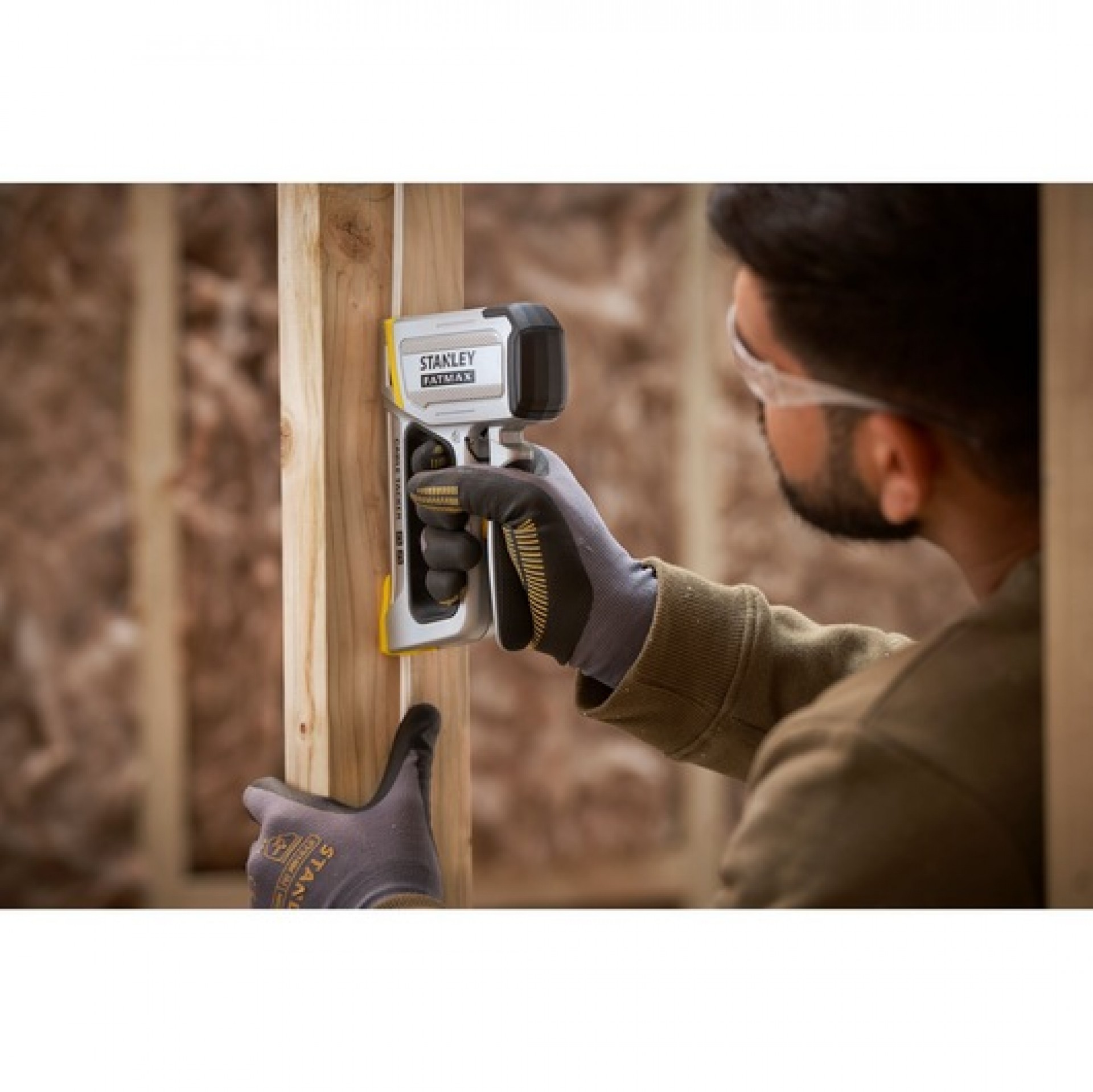 Agrafador cable tracker 2 in 1 refª FMHT70100-0 STANLEY