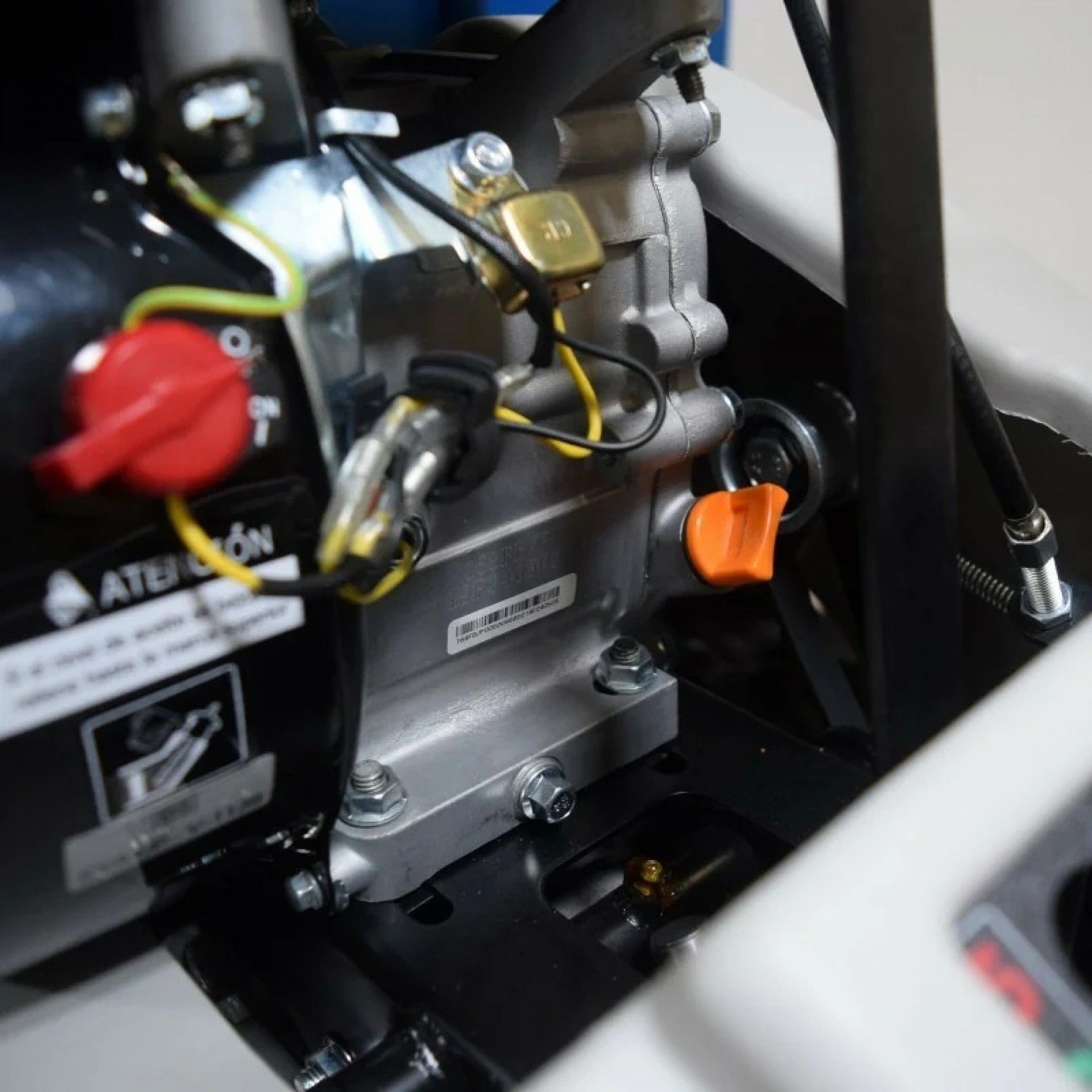 Carro de lagartas refª HYMD330-8B HYUNDAI