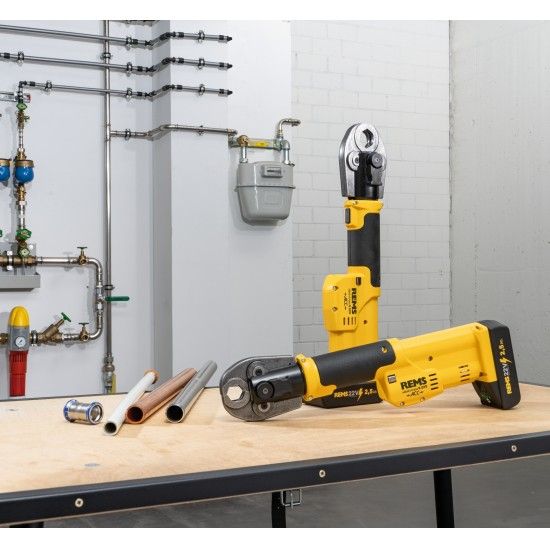 Mini-Press S 22v ACC [578016] + 1 bat 2.5Ah + L-Boxx + 3 tenazes( Mini U20,U25 e U32)  ref� 578x10_R