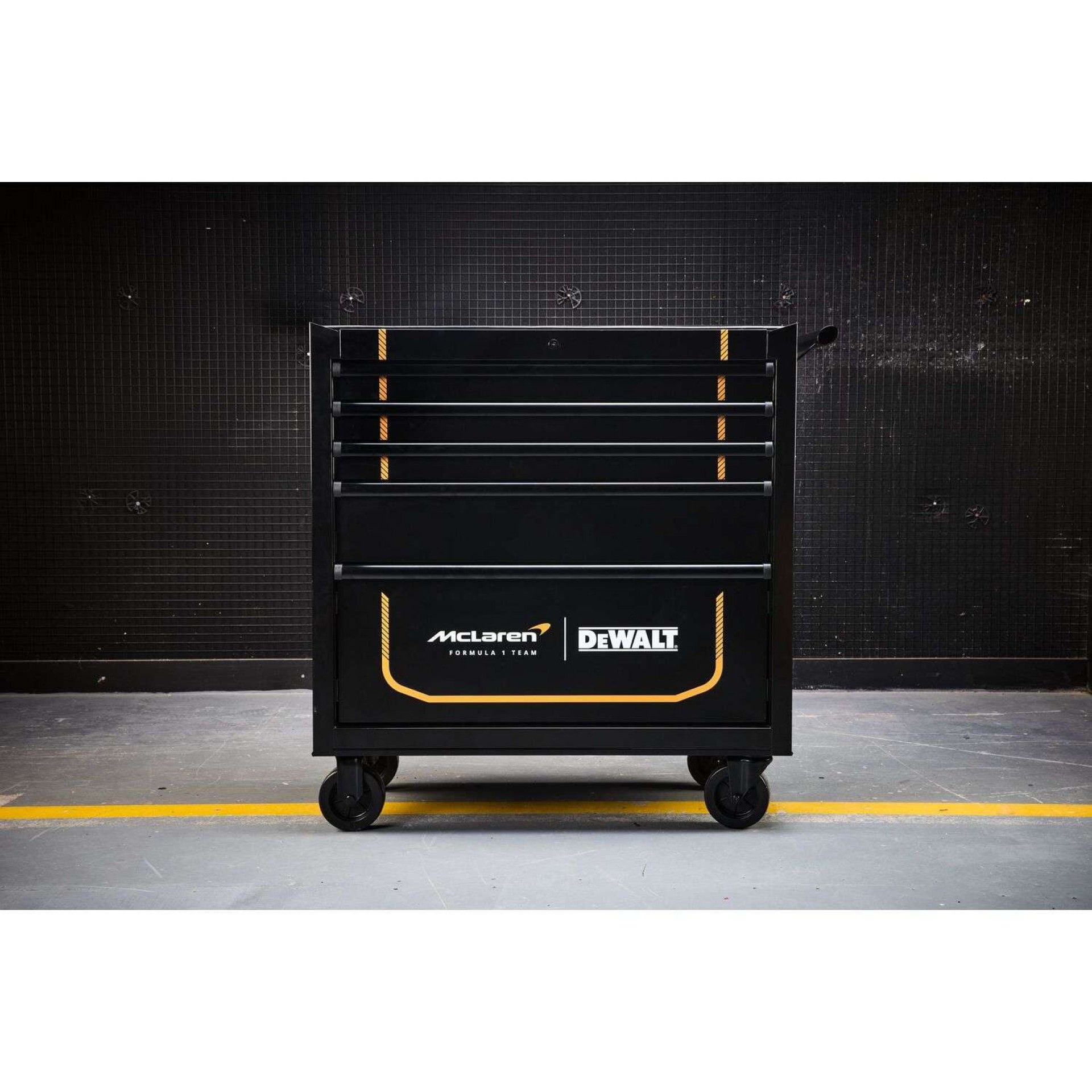 Carro Ferramentas 5 Gavetas McLaren refª DWST98236-1 DEWALT