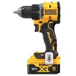 Aparafusadora 18V XR 74Nm + 2 bat 5.0Ah e mala ref� DCD794P2T-QW DEWALT