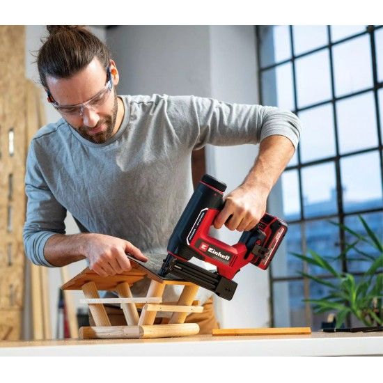 Pregador a bateria TE-CN 18/32 Li - Solo refª 4257800 EINHELL Pregador a bateria TE-CN 18/32 Li - Solo refª 4257800 EINHELL