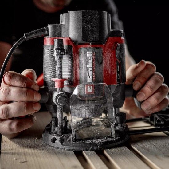 Tupia TP-RO 1400 E refª 4350560 Einhell Tupia TP-RO 1400 E refª 4350560 Einhell